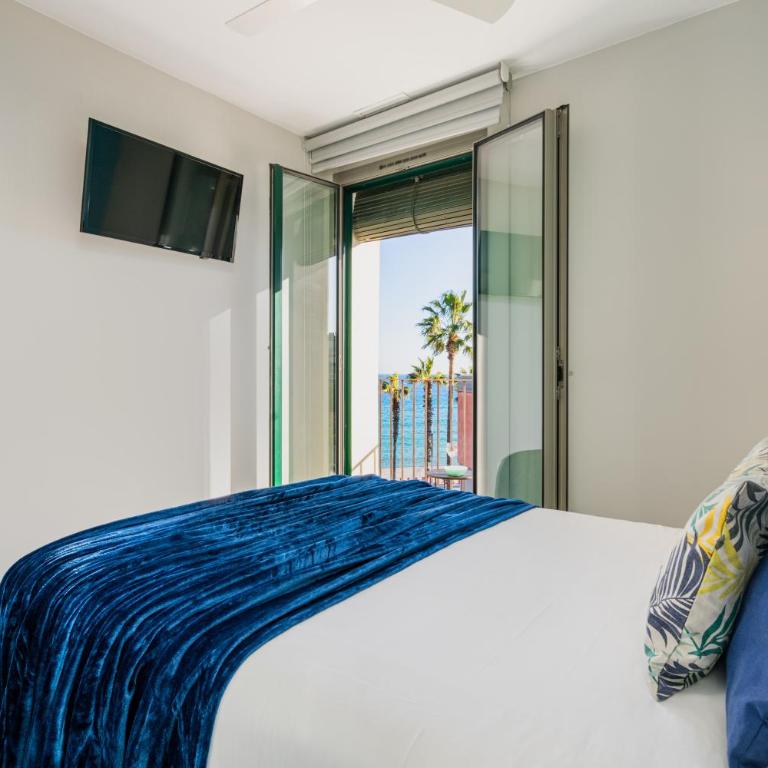 Kronos on the beach Suite 4 - Two-Bedroom Apartment - 14