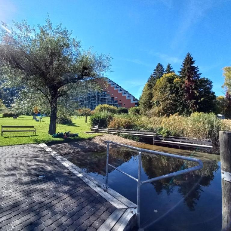 LB2 Seeappartement Haus Landskron mit direktem Seezugang am Ossiachersee - Apartment mit Terrasse - 16