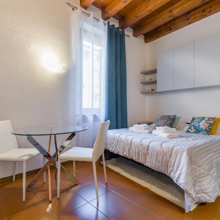 Apartments City Center - Superior Studio - 12