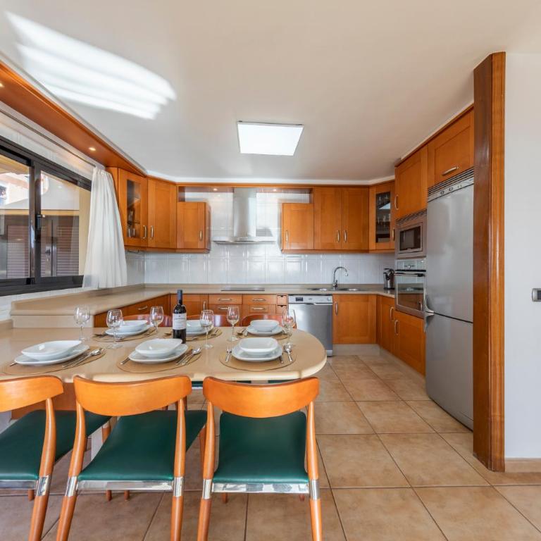 MEDANO4YOU Carmen's Beach House - Casa de 4 dormitorios - 25