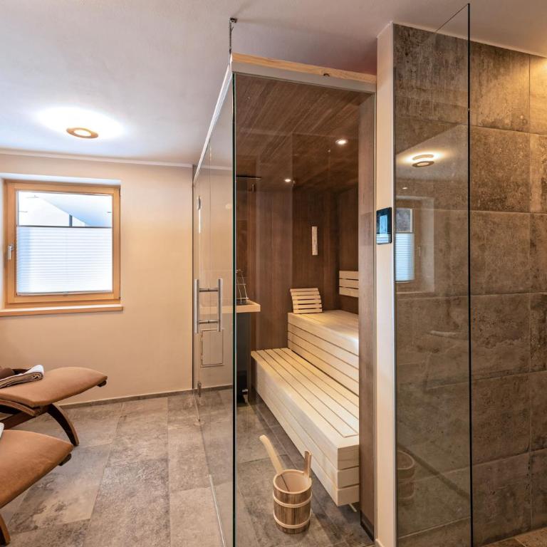 Silent Luxury Chalet LAIET - Two-Bedroom Chalet - 40