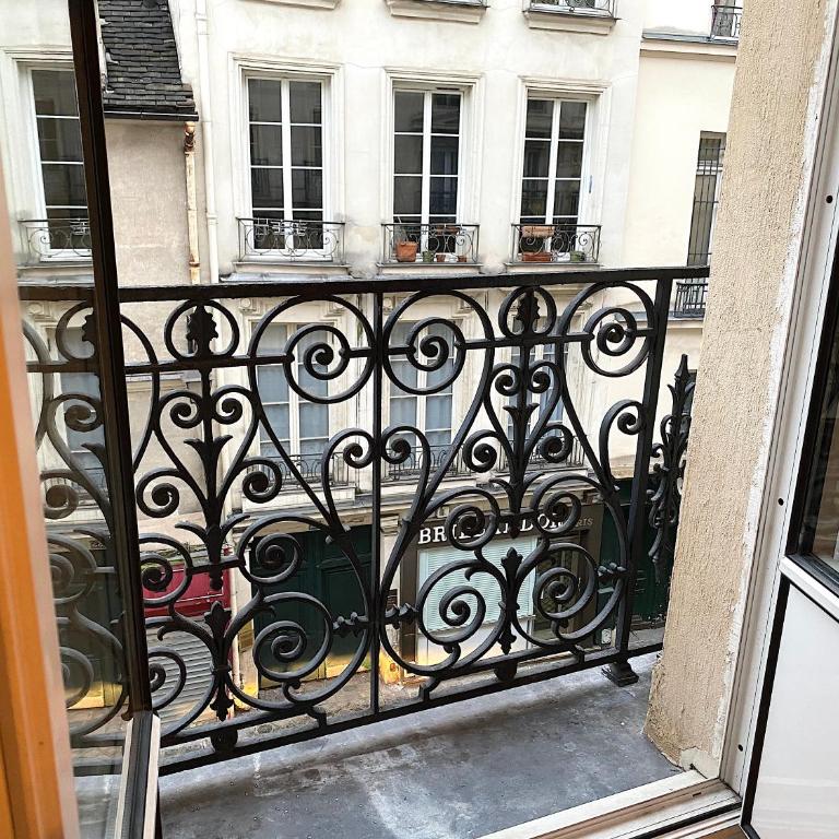 My Trip in Paris - Temple - Appartement avec Balcon - 4