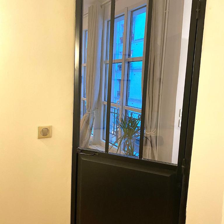 My Trip in Paris - Temple - Appartement avec Balcon - 7