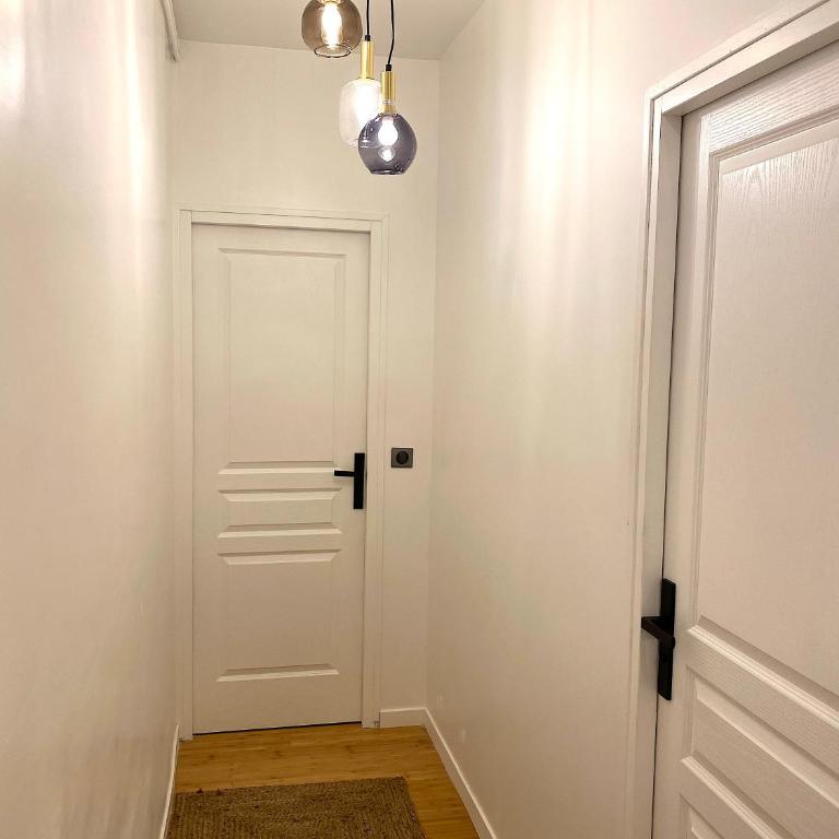 My Trip in Paris - Temple - Appartement avec Balcon - 12