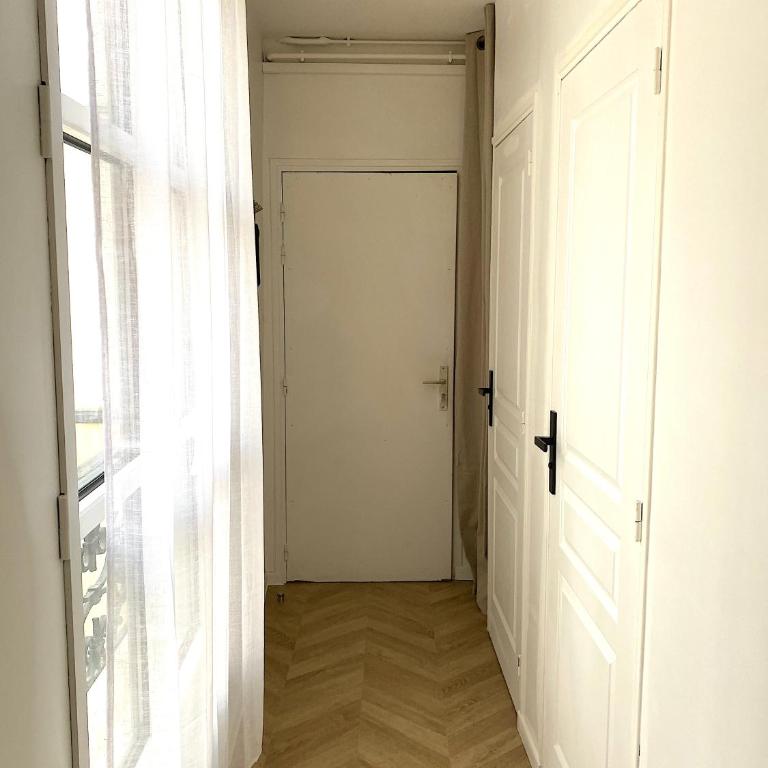 My Trip in Paris - Temple - Appartement avec Balcon - 13
