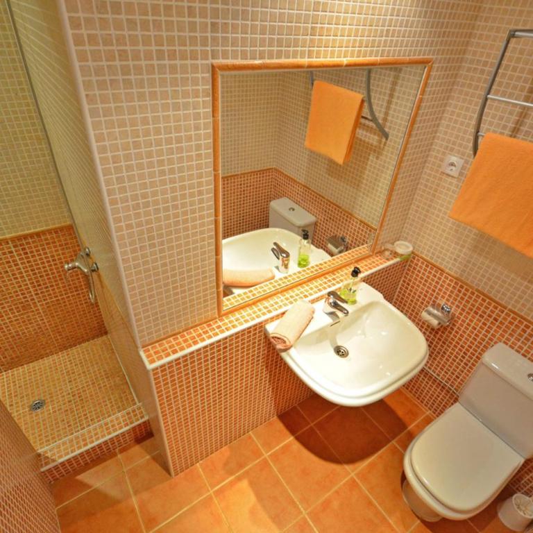 Ferienwohnung PLAYA 2 - Pool - Meerblick - 50m Strand - WiFi - Apartamento de 2 dormitorios - 23