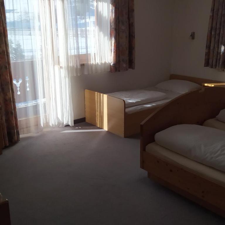 Aue, Ferienwohnung - Apartment mit 3 Schlafzimmern - 10
