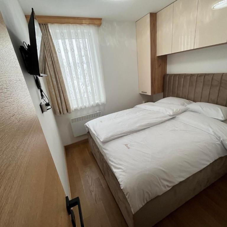 Apartman Ilinčić Jahorinska Vila - One-Bedroom Apartment - 5