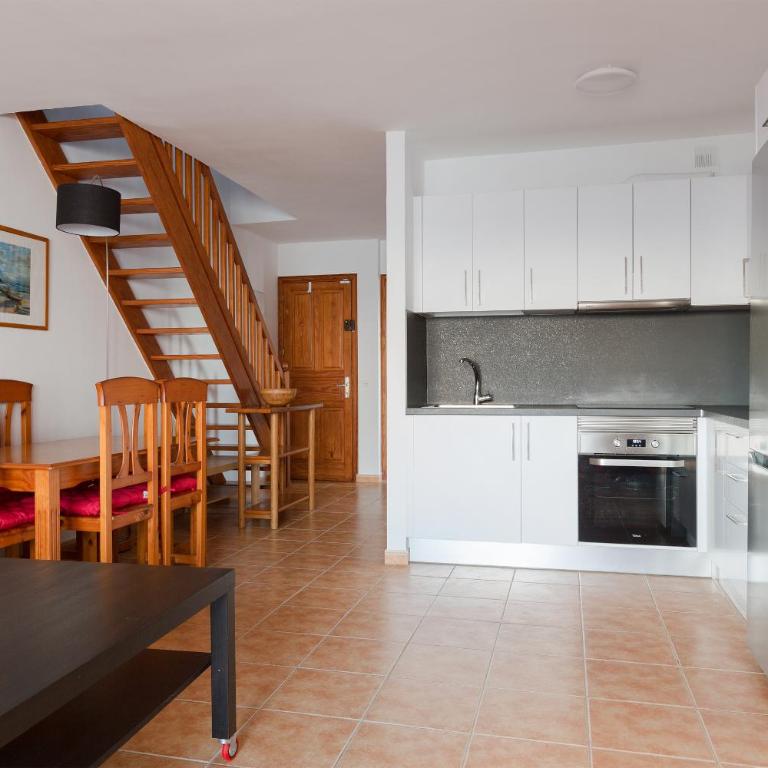 DARUMA APARTMENTS 2-Bedroom Duplex with Sea Views - Apartamento de 2 dormitorios - 18