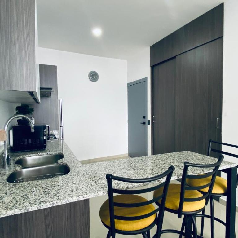 Depa lujoso cerca del malecón by G P S rentas - Two-Bedroom Apartment - 10