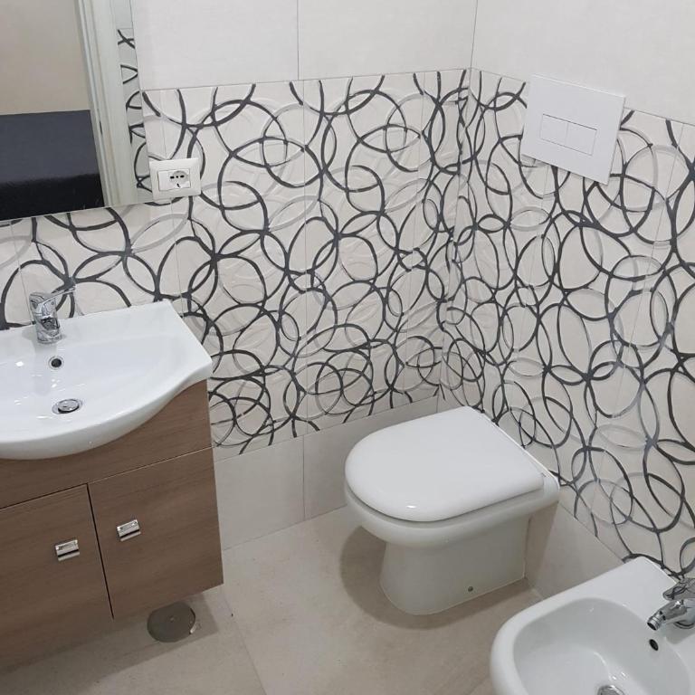 La Sapienza - Camera Matrimoniale/Doppia con Letti Singoli con Bagno Privato - 5