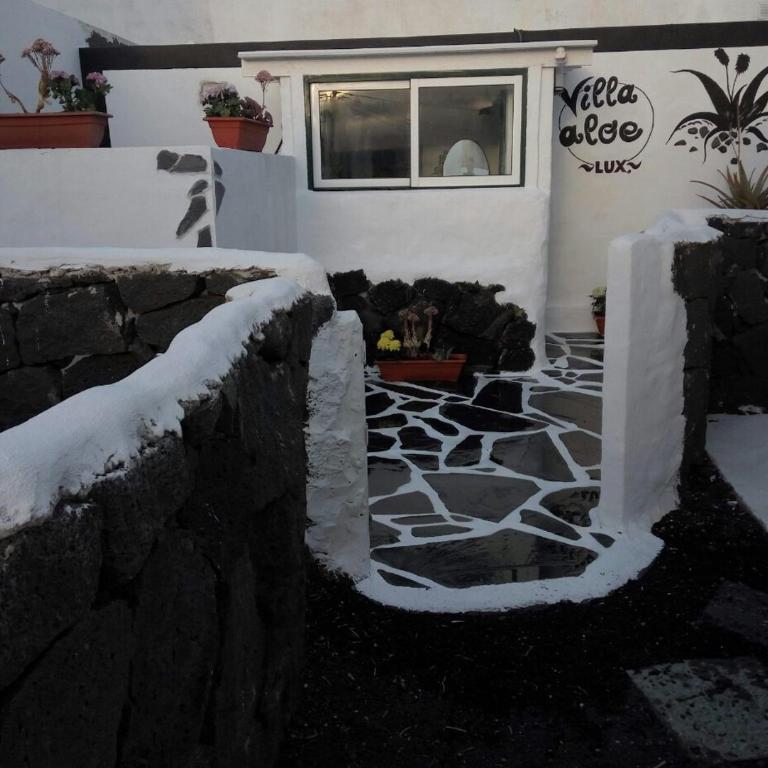 ALOELUX VILLA !! - Private Villa with POOL , jacuzzi, cinema, massage ,wonderful view, art desing villa - Casa de 2 dormitorios - 24