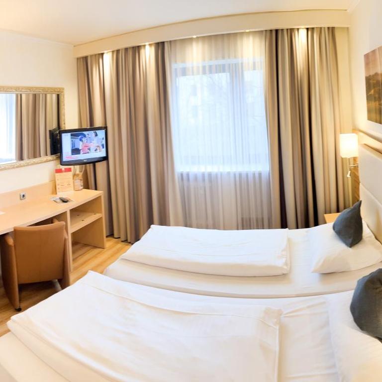 City Hotel Ost am Kö - Dreibettzimmer - 8