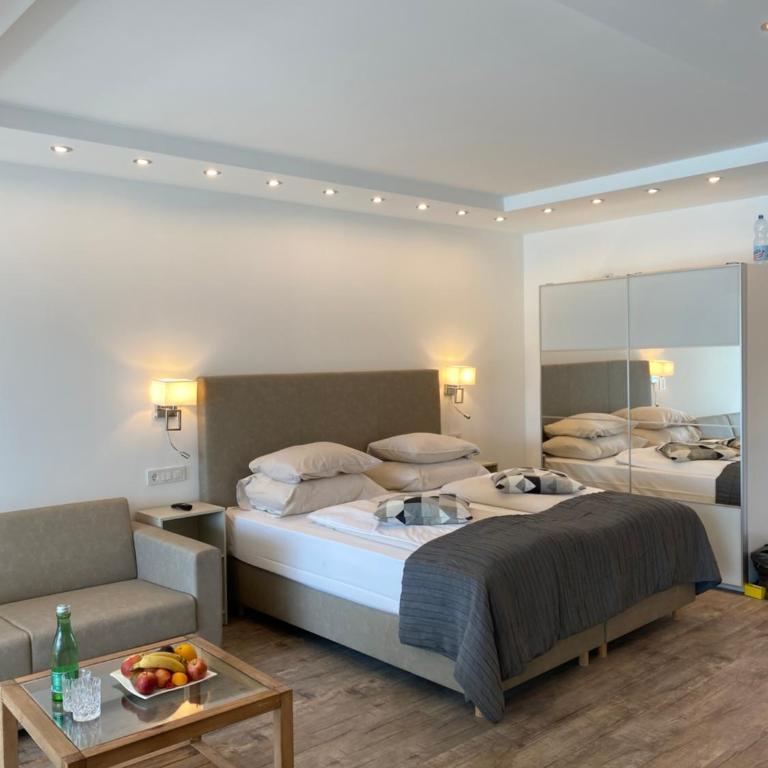 Promenaden-Strandhotel Marolt - Deluxe Suite mit Whirlpool-Badewanne - 9