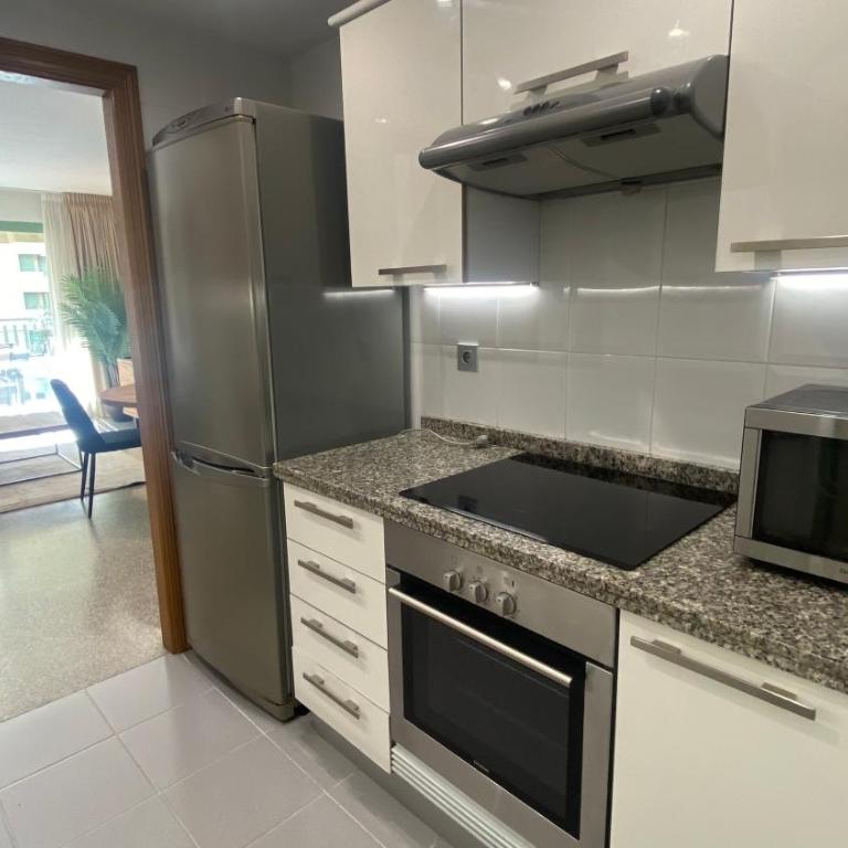 Avenida Mare Nostrum 7 Patacona Beach Breakfast items in the home - Apartamento - 19