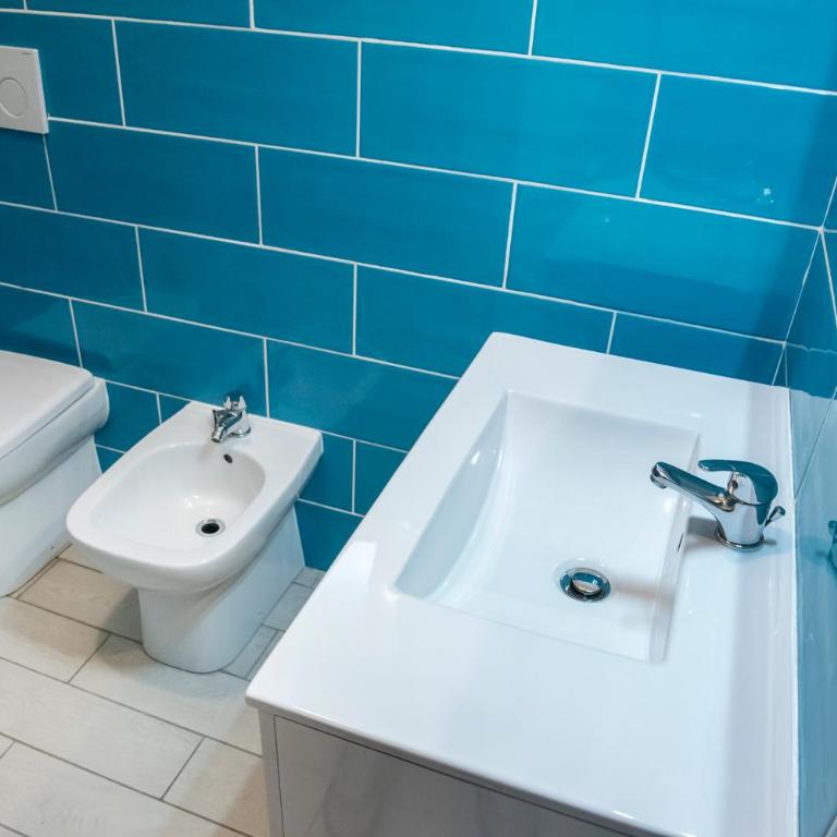 M126 - Marcelli, trilocale fronte mare in residence con piscina - Appartamento con 2 Camere da Letto - 13