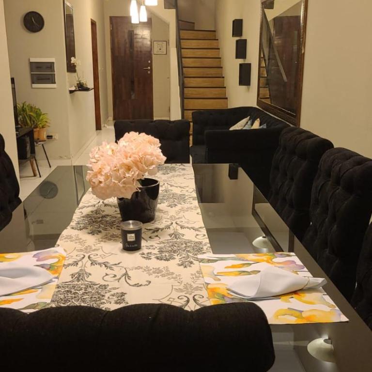 Departamento amoblado Duplex - Apartamento de 2 dormitorios - 12