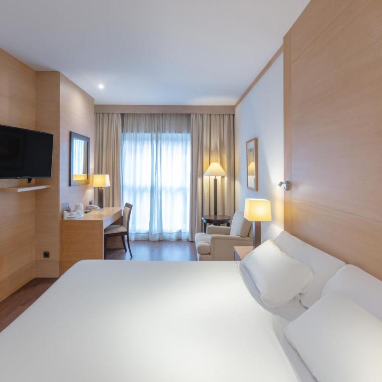 SH Valencia Palace - Superior Double or Twin Room - 1