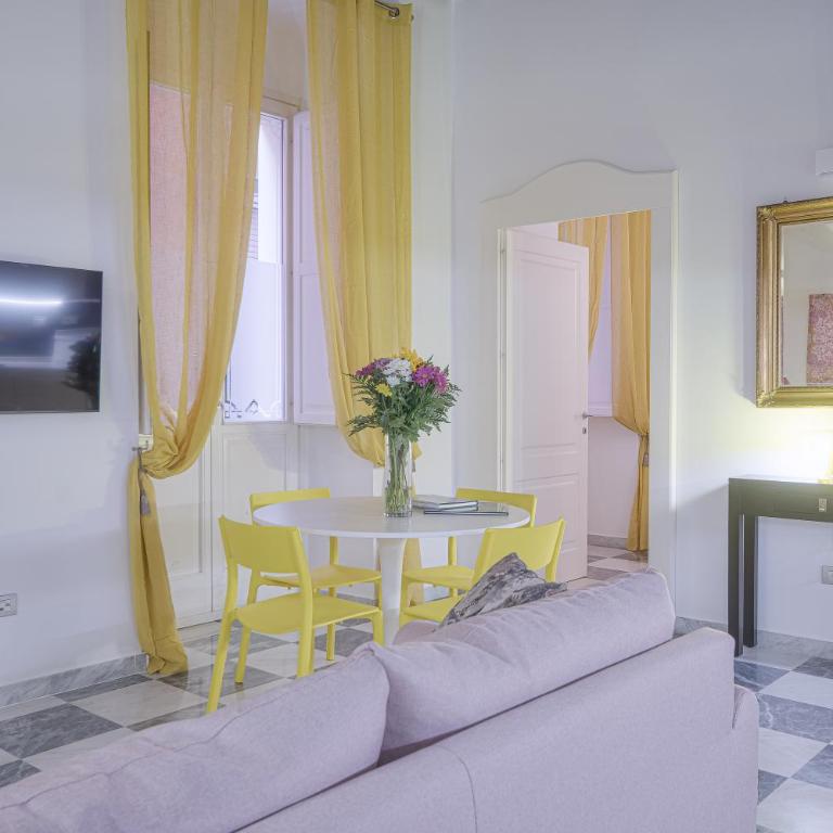 Right House - Characteristic Marina District - Deluxe Apartment - 16