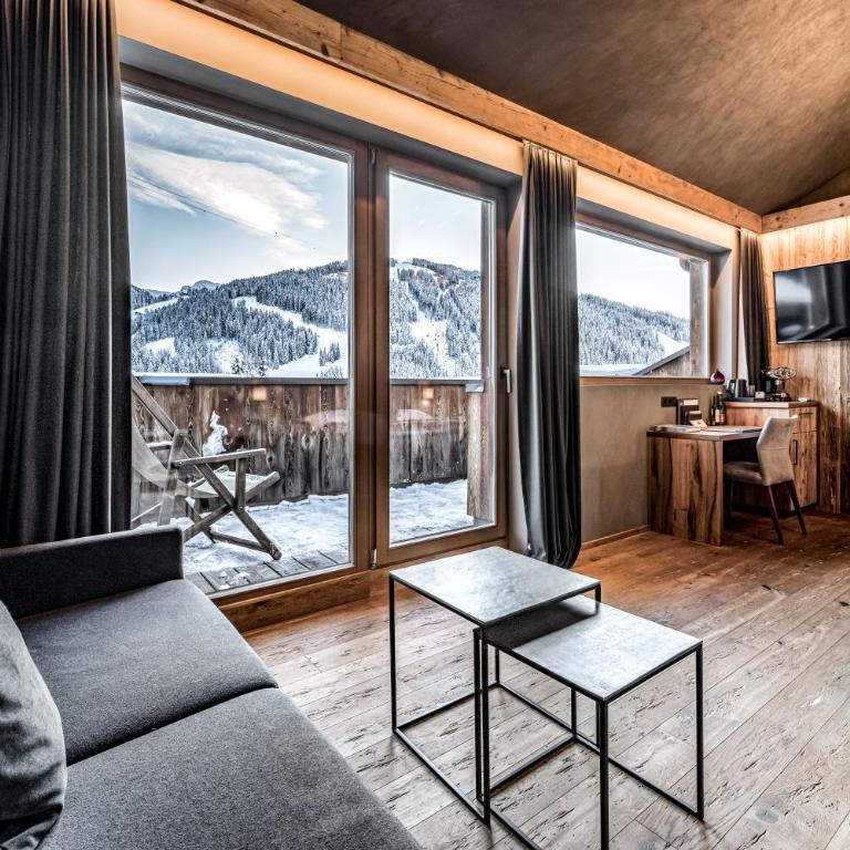 ALMMONTE SENSUM SUITES - Funky Living Hotel - Penthouse Suite - 5