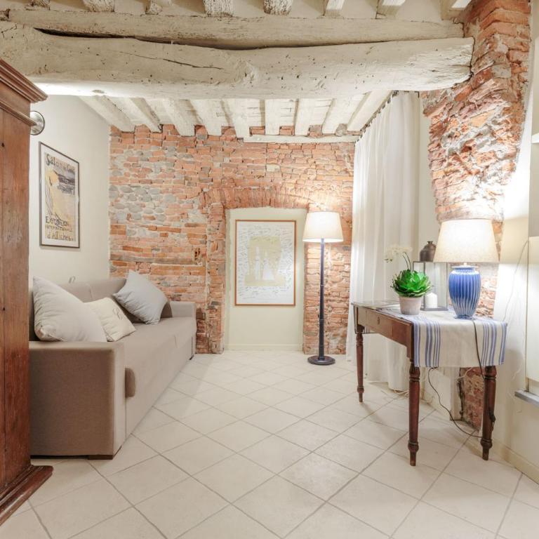 1400's Apartment, Stylish Smart Ground Floor Apartment inside Lucca - Appartamento con 1 Camera da Letto - 24