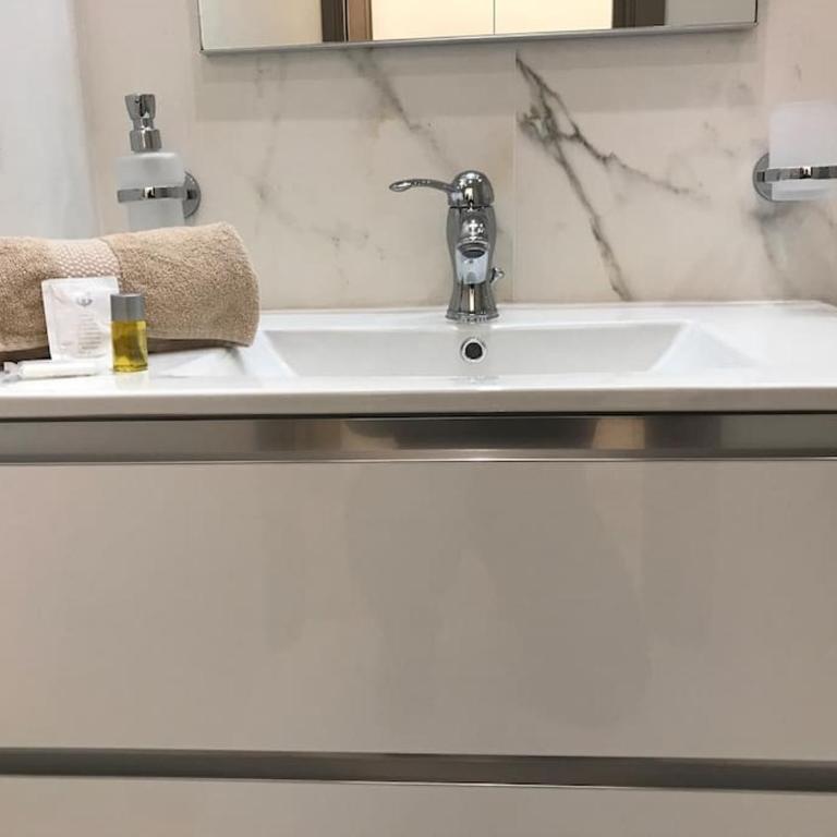 THE BREAK - Via Veneto Charming Suite - Appartamento con 2 Camere da Letto - 15