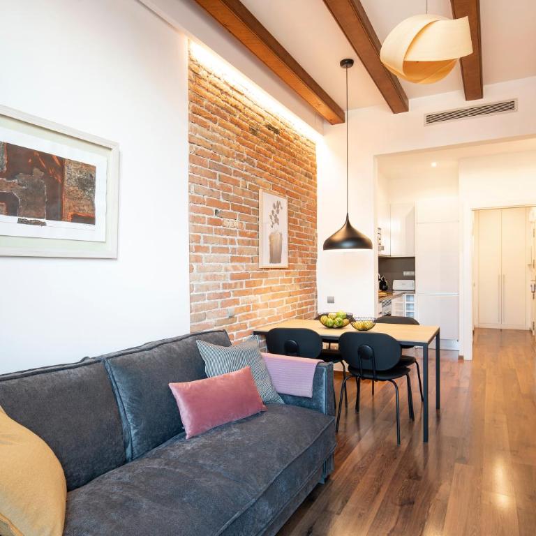 Aspasios Market Balconies Apartments - One-Bedroom Apartment with City View - 5