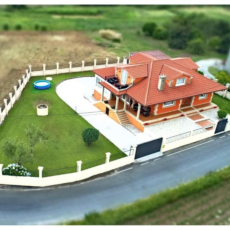 O FOGAR DE LENI - Casa de 5 dormitorios - 1