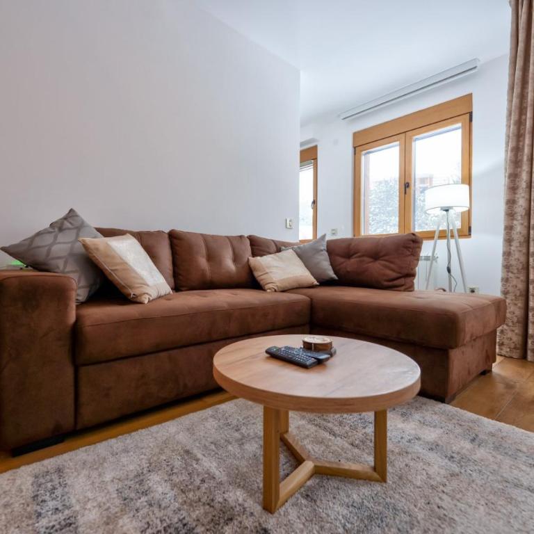 V&Dj - Two-Bedroom Apartment - 6