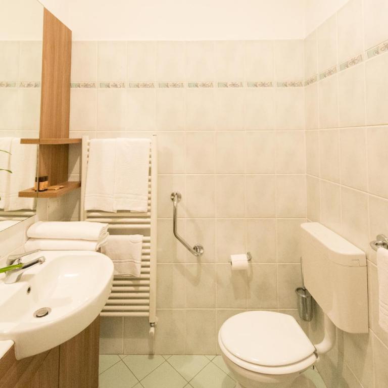 Residenza Cenisio - Camera Familiare - 5