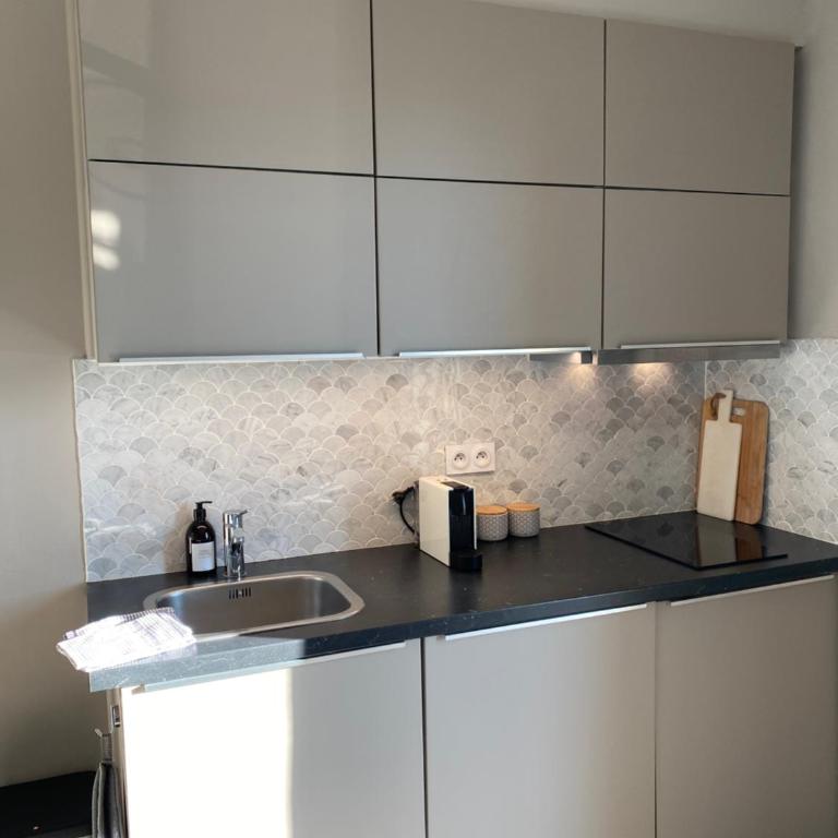 Le Petit Bijou Sète, 5 appartements - Apartment mit Balkon und Kanalblick - 8
