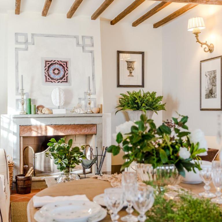 Villa Alberta, Panoramic 4 Bedrooms Farmhouse with Private Pool in Lucca close to Town Centre - Villa - 3