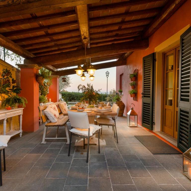 Villa Alberta, Panoramic 4 Bedrooms Farmhouse with Private Pool in Lucca close to Town Centre - Villa - 12