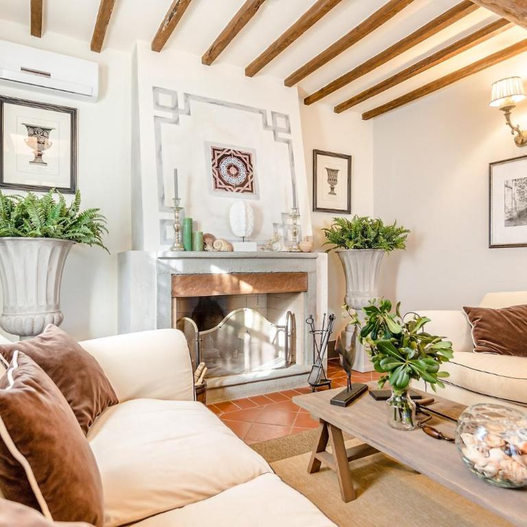 Villa Alberta, Panoramic 4 Bedrooms Farmhouse with Private Pool in Lucca close to Town Centre - Villa - 19