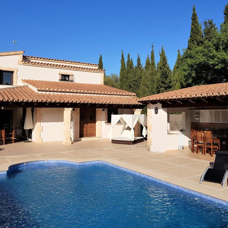 Villa Milagro - 3 bedroom Finca style Villa with Pool near Golf Course/Beaches - Air Cond. - Villa de 3 dormitorios - 2