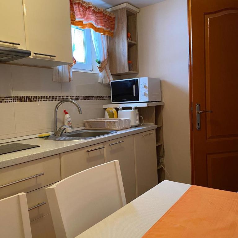 Villa Snow Queen Kopaonik - Two-Bedroom Apartment - 12
