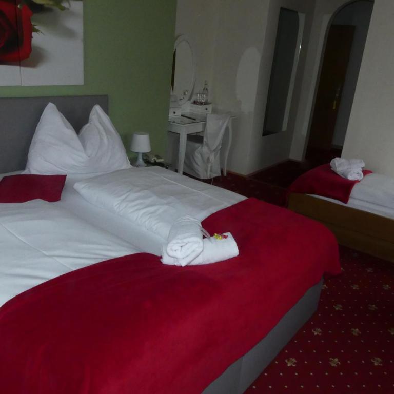 Hotel Kirchenwirt - Dreibettzimmer - 2