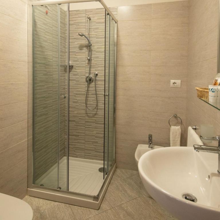 Hotel Nazionale - Camera Tripla Standard - 5