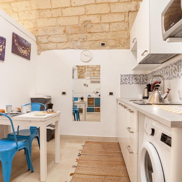 GuestHost - La Casuccia Cosy Flat in Old Center - Appartamento con 1 Camera da Letto - 4