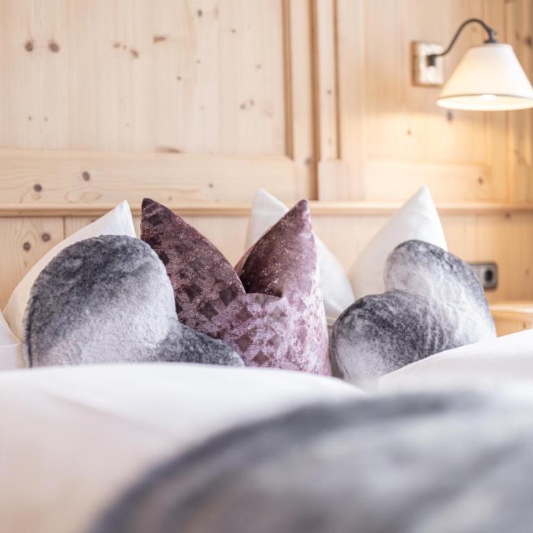 Wellnessappartements Margit - Apartment mit 2 Schlafzimmern und Bergblick - 3
