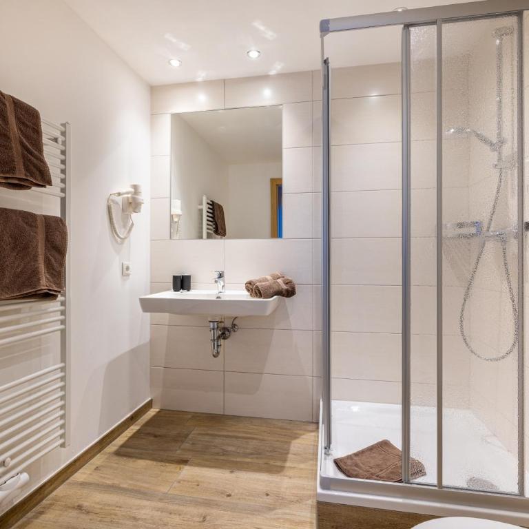 Der Alpenblick - Doppelzimmer mit Balkon - 2