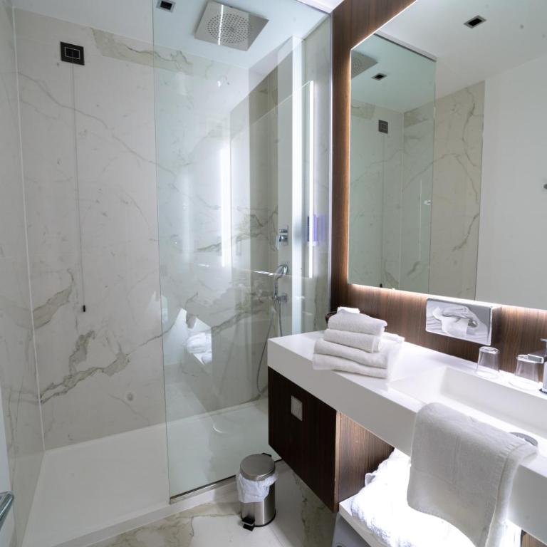 Hotel Wulfenia 4S - Adults Only - Superior Doppelzimmer - 4