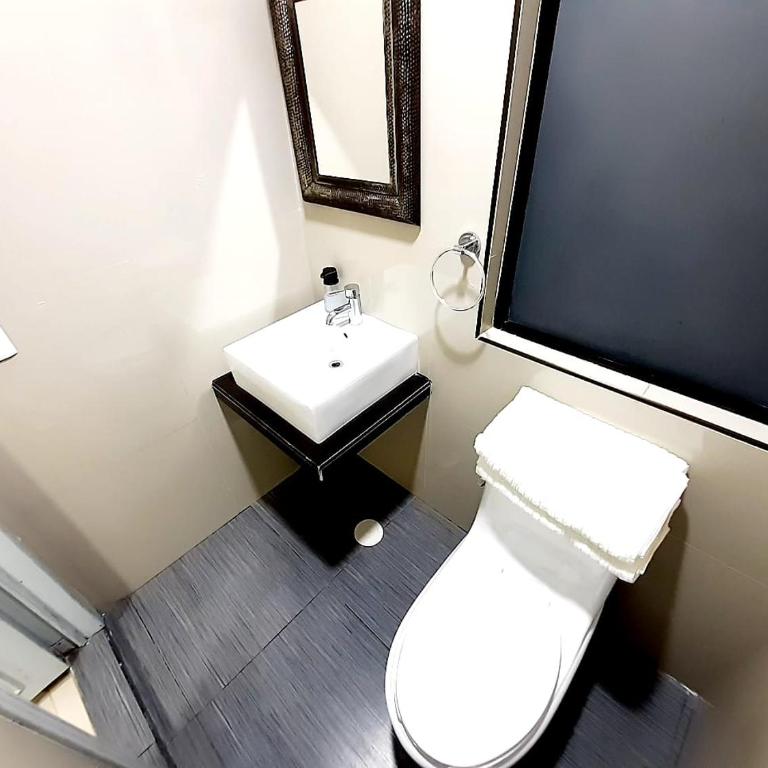 RCH Suite - Habitación Doble Estándar - 8