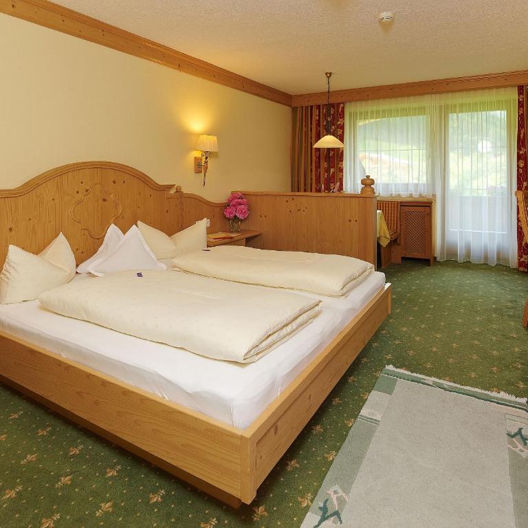 Hotel Ländenhof Superior - Doppelzimmer mit Balkon - Kategorie A - 3