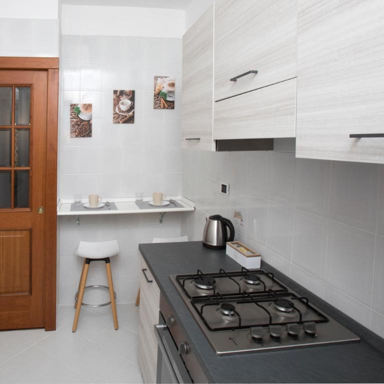 Appartamento Moderno Metro B San Paolo - Appartamento con 2 Camere da Letto - 5