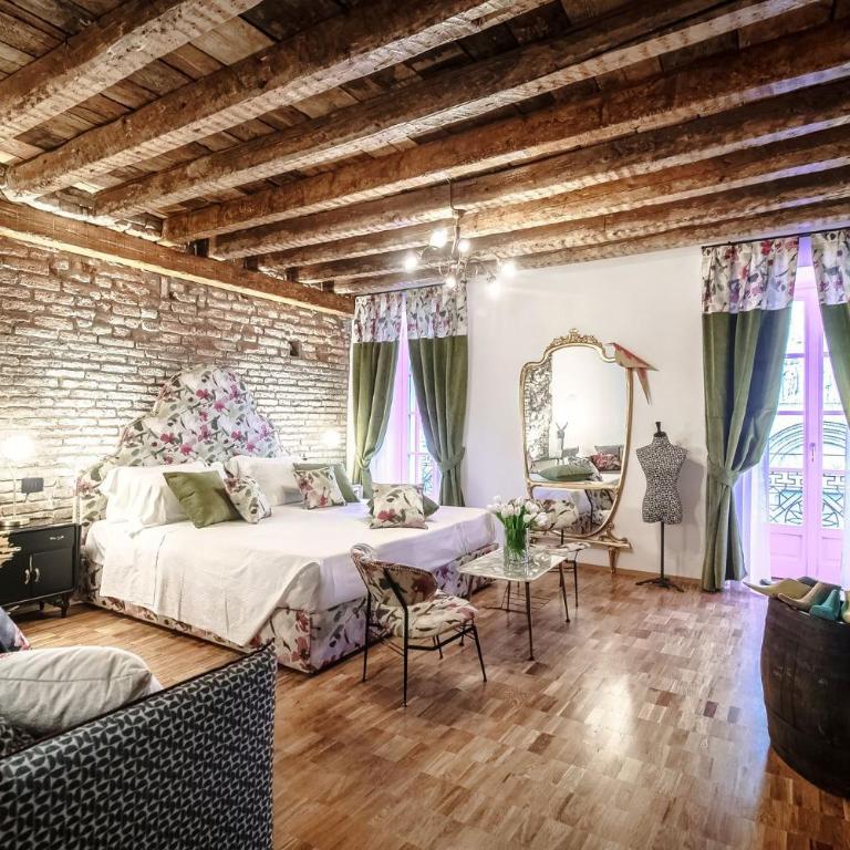 Vitrum - Como Luxury Suites - Suite Deluxe - 2