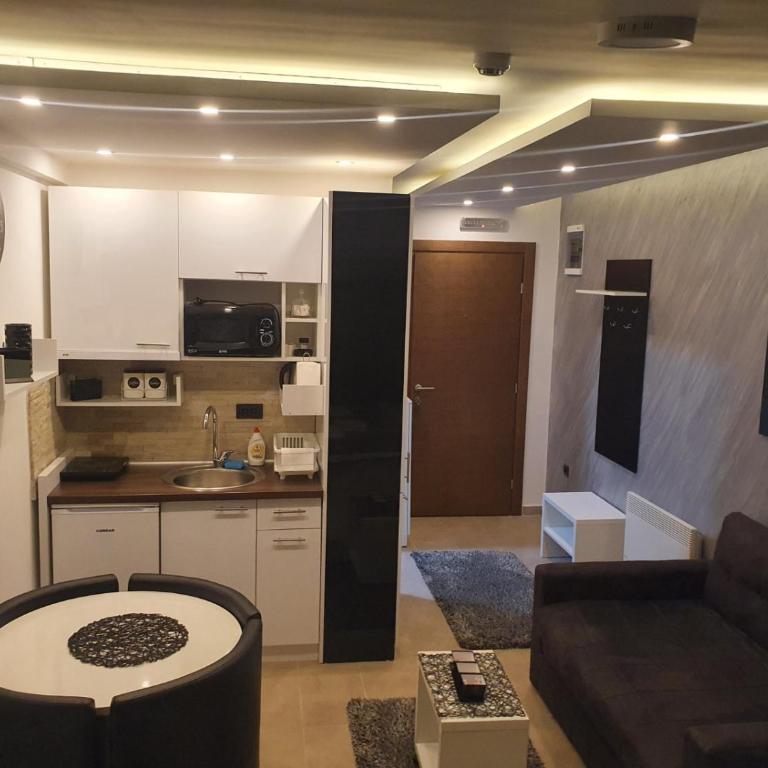 Milmari P79 - Apartment with Mountain View - 7