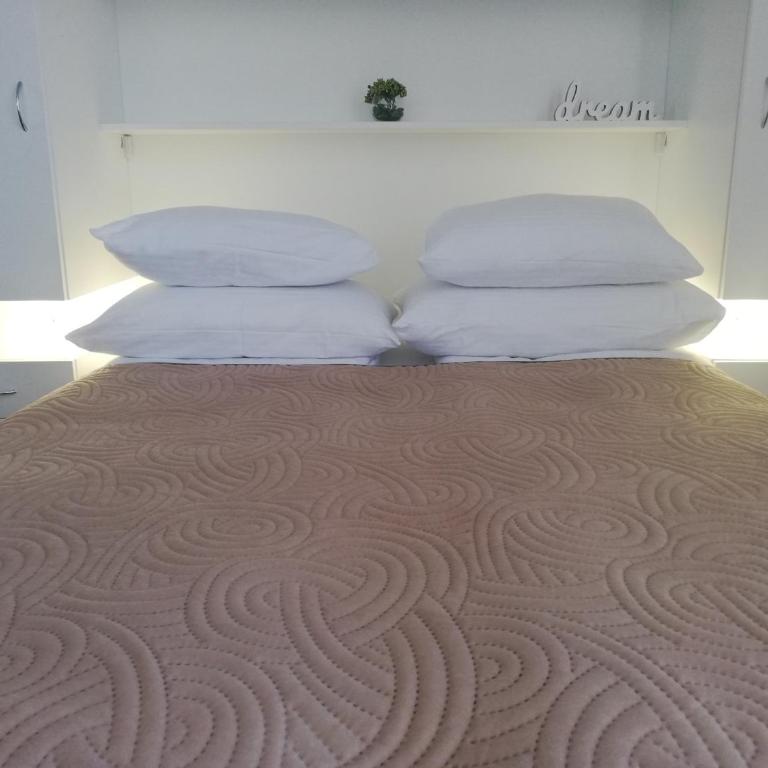 Lux apartmani Dunja Kopaonik Čardaci - WHITE - Apartman sa Pogledom na Planinu - 10