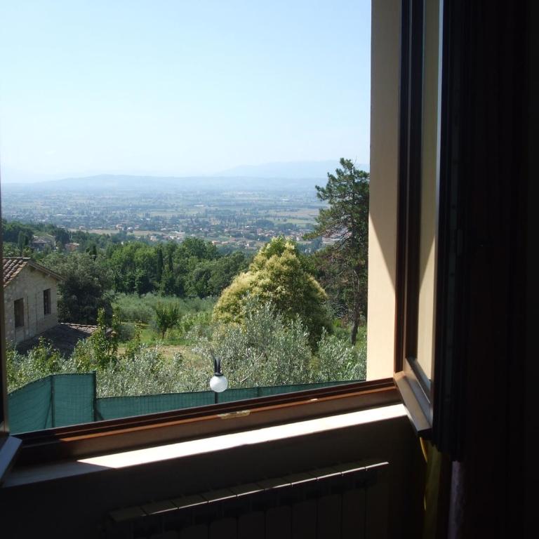 Camere Ramaccia - Camera Matrimoniale con Vista Giardino - 4