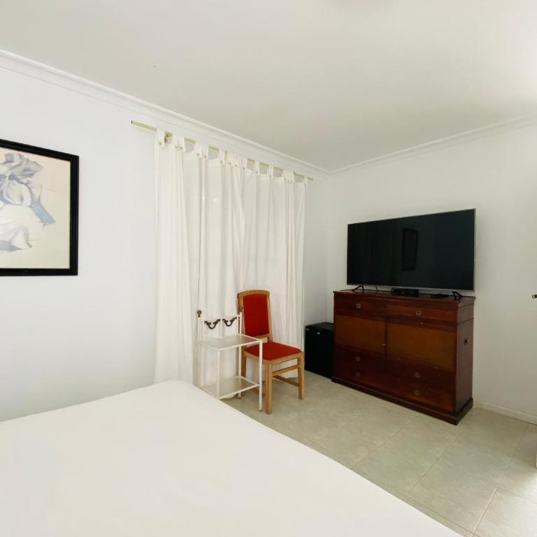 Mision Costa - Suite con cama grande y vistas a la piscina - 2
